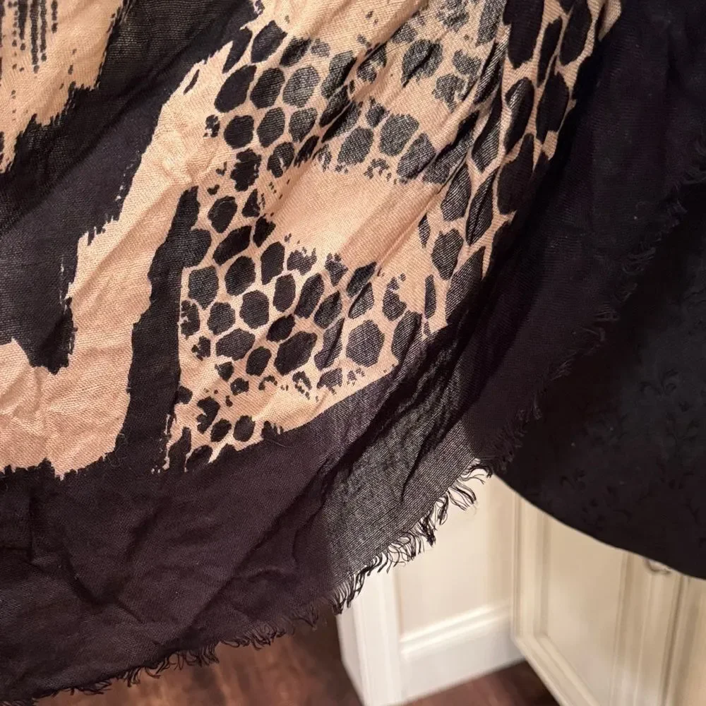 Black and brown Print Scarf